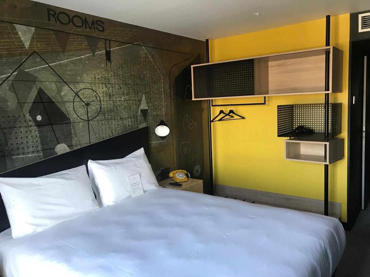 Hotel Ibis Styles Dreux Centre Gare Exterior foto