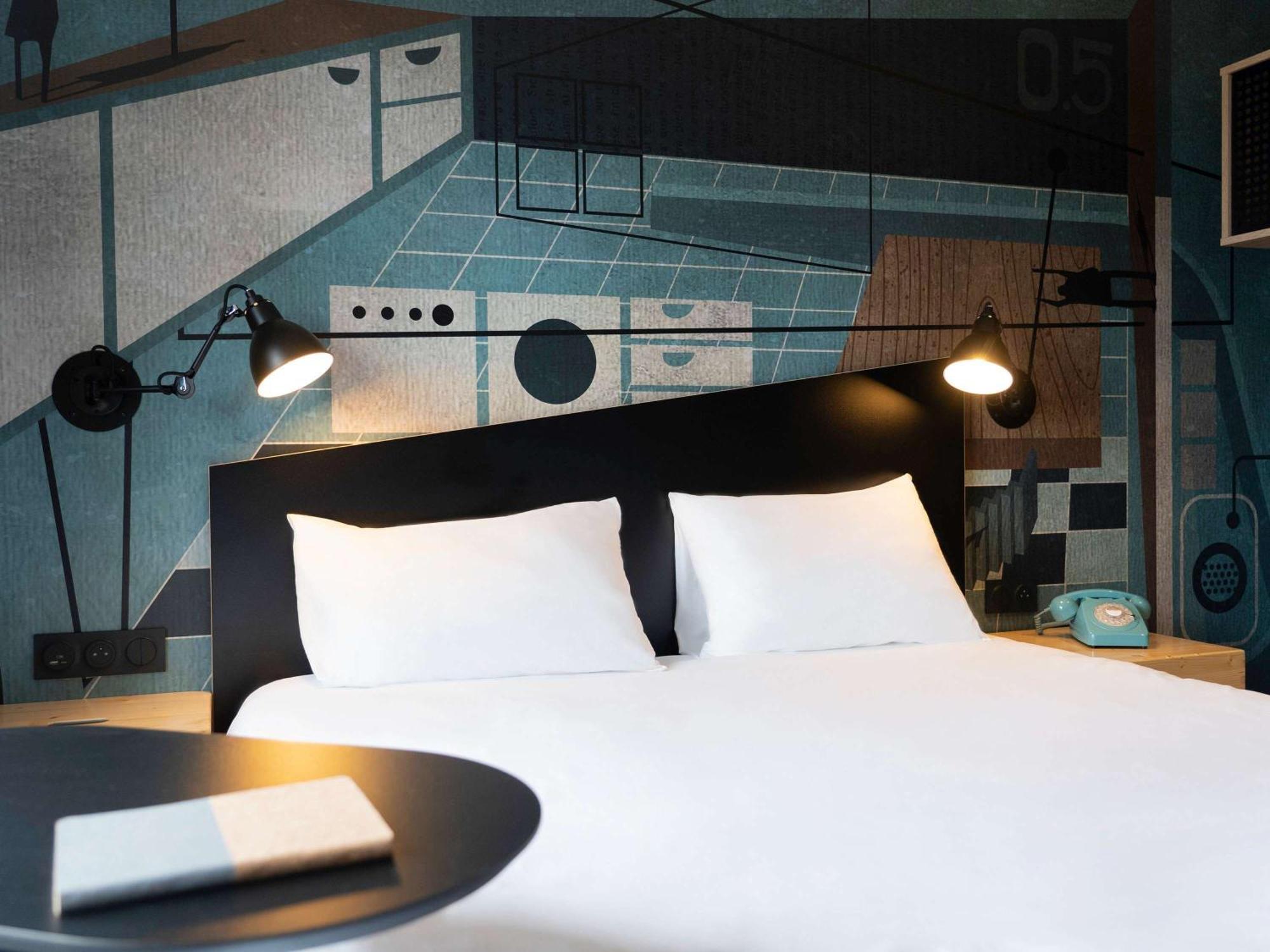 Hotel Ibis Styles Dreux Centre Gare Exterior foto