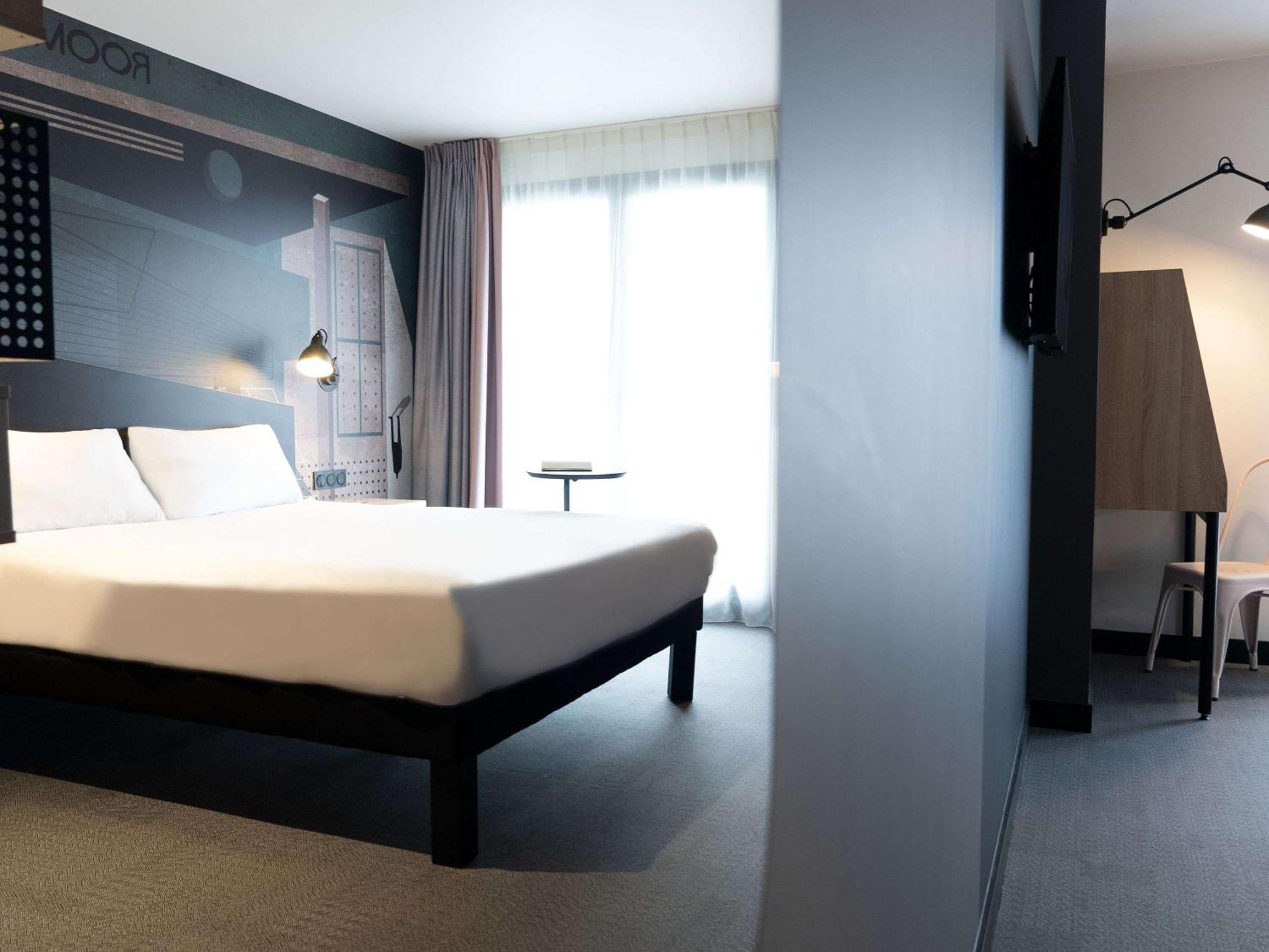 Hotel Ibis Styles Dreux Centre Gare Exterior foto