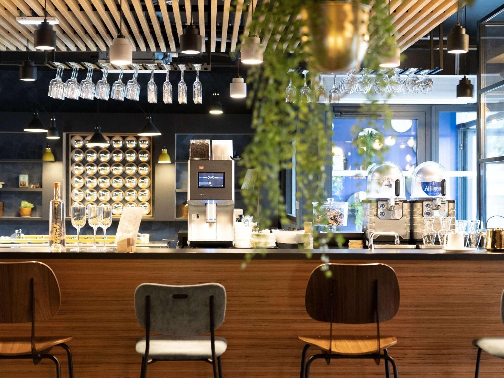 Hotel Ibis Styles Dreux Centre Gare Exterior foto