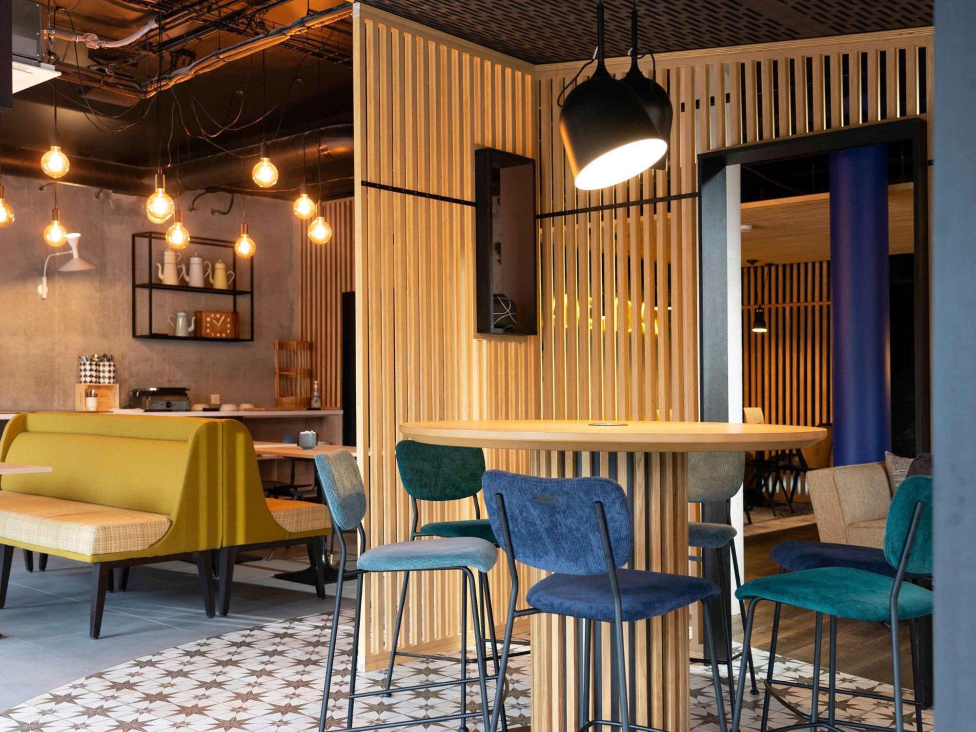 Hotel Ibis Styles Dreux Centre Gare Exterior foto
