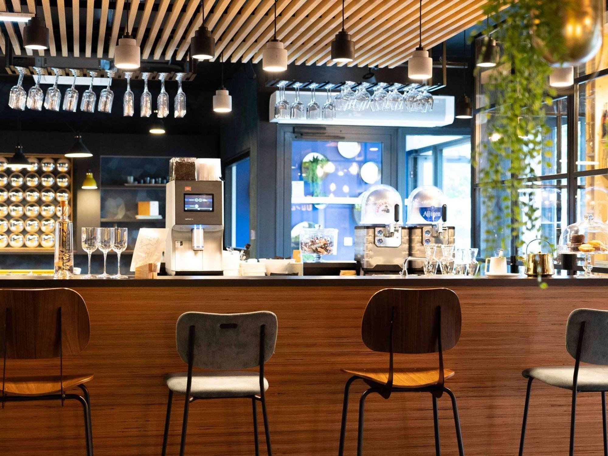 Hotel Ibis Styles Dreux Centre Gare Exterior foto